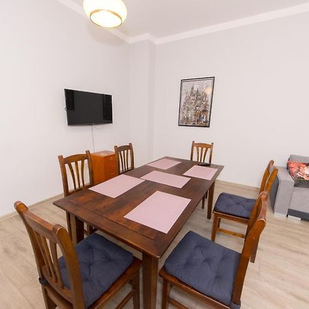 Best Location On Main Square P4You Pl 크라쿠프 외부 사진